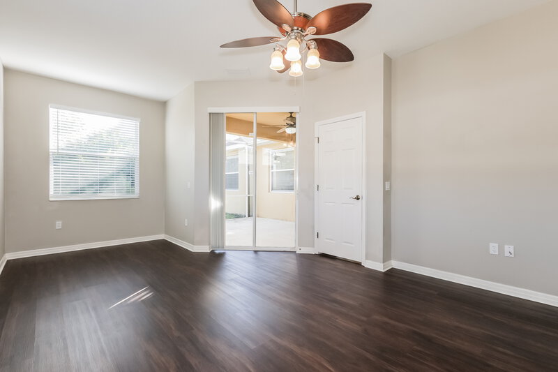 2,040/Mo, 5412 Lexington Dr Parrish, FL 34219 Main Bedroom View