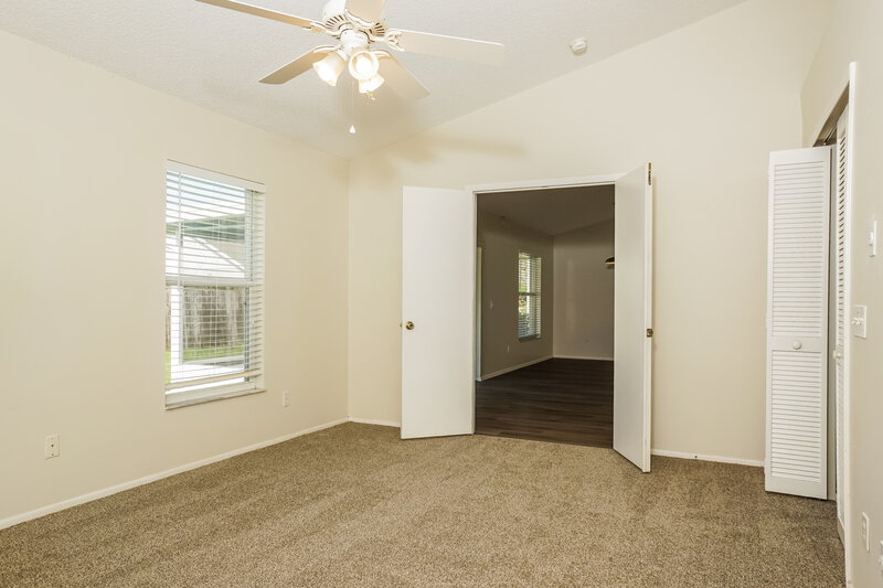 2,475/Mo, 4814 11th Avenue Cir E Bradenton, FL 34208 Main Bedroom View 3