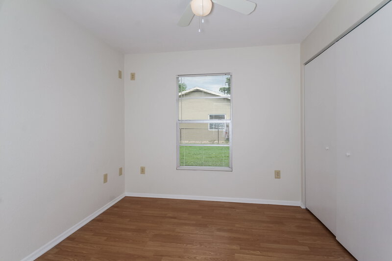 2,450/Mo, 4243 Lanai Dr Sarasota, FL 34241 Bedroom View