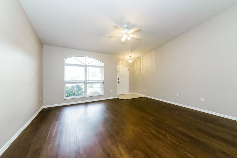 2,455/Mo, 2003 Old Arbor Ct Sarasota, FL 34232 Living Room View