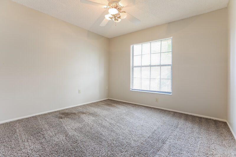 3,300/Mo, 606 49th St E Bradenton, FL 34208 Bedroom View 3
