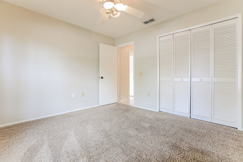 3,300/Mo, 606 49th St E Bradenton, FL 34208 Bedroom View 4