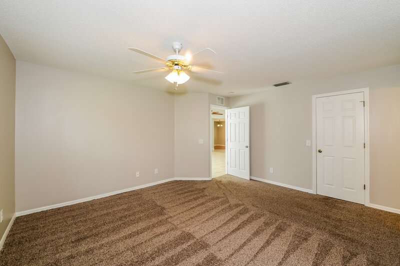 2,250/Mo, 11776 Shirburn Cir Parrish, FL 34219 Main Bedroom View