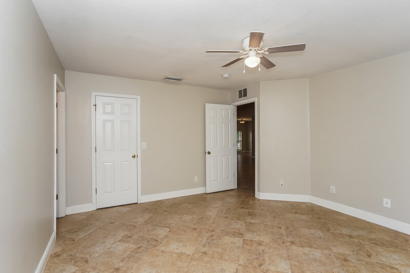 2,070/Mo, 12147 Warwick Cir Parrish, FL 34219 Main Bedroom View 2