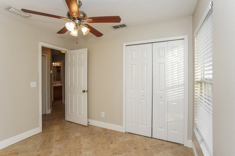 2,070/Mo, 12147 Warwick Cir Parrish, FL 34219 Bedroom View