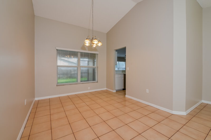 2,685/Mo, 4123 1st Ave E Bradenton, FL 34208 diningroom View