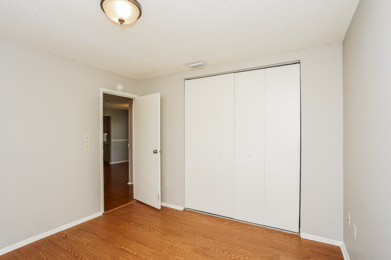 2,465/Mo, 524 McArthur Ave Sarasota, FL 34243 Bedroom View 2