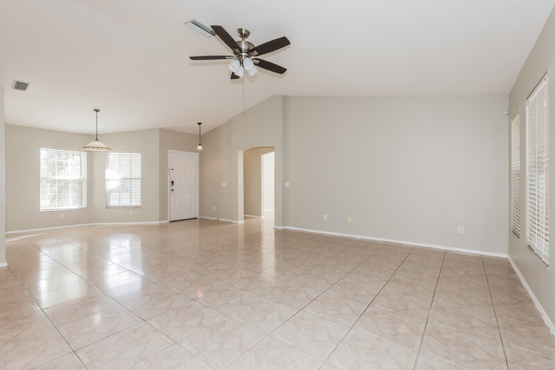 2,170/Mo, 11753 Shirburn Cir Parrish, FL 34219 Living Room View 3