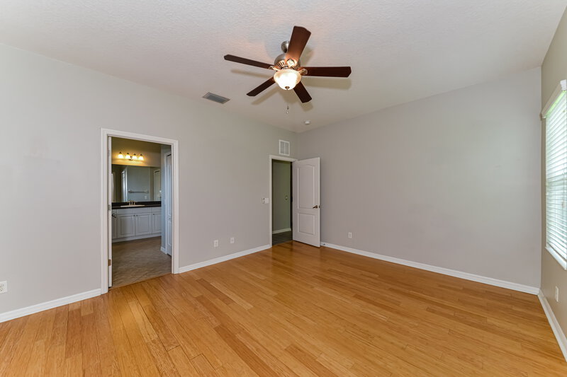 2,255/Mo, 11626 Piedmont Park Crossing Bradenton, FL 34211 Main Bedroom View 2