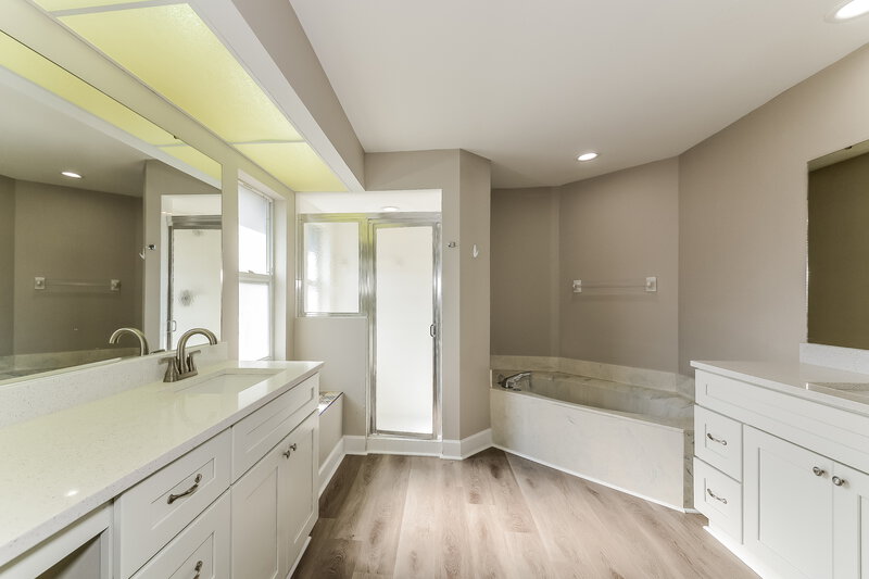 2,620/Mo, 7141 40th Ln E Sarasota, FL 34243 Misc View 9