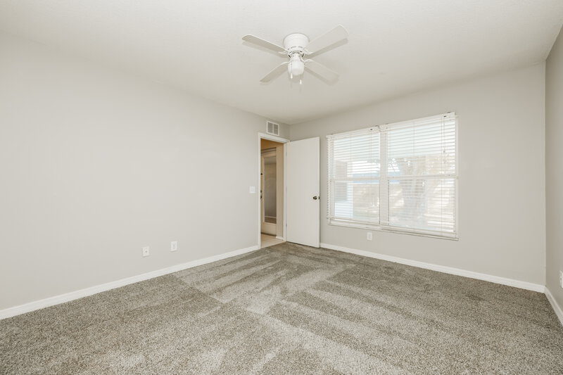 1,950/Mo, 11804 Dunster Ln Parrish, FL 34219 Main Bedroom View 2