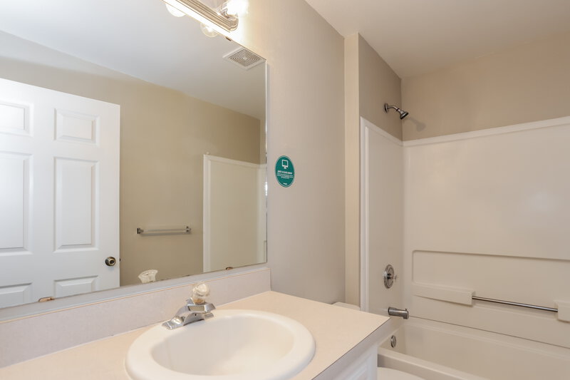2,295/Mo, 11843 Dunster Ln Parrish, FL 34219 Bathroom View