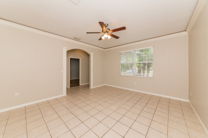 2,290/Mo, 2129 49th Ave E Bradenton, FL 34203 Living Room View