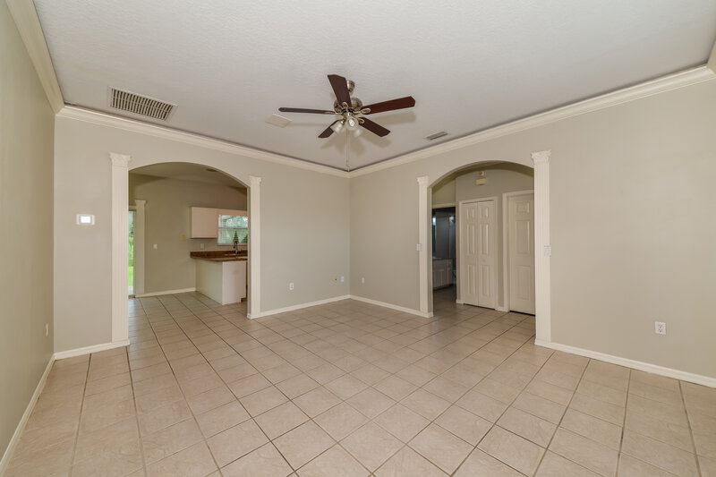3,210/Mo, 2129 49th Ave E Bradenton, FL 34203 Living Room View 2