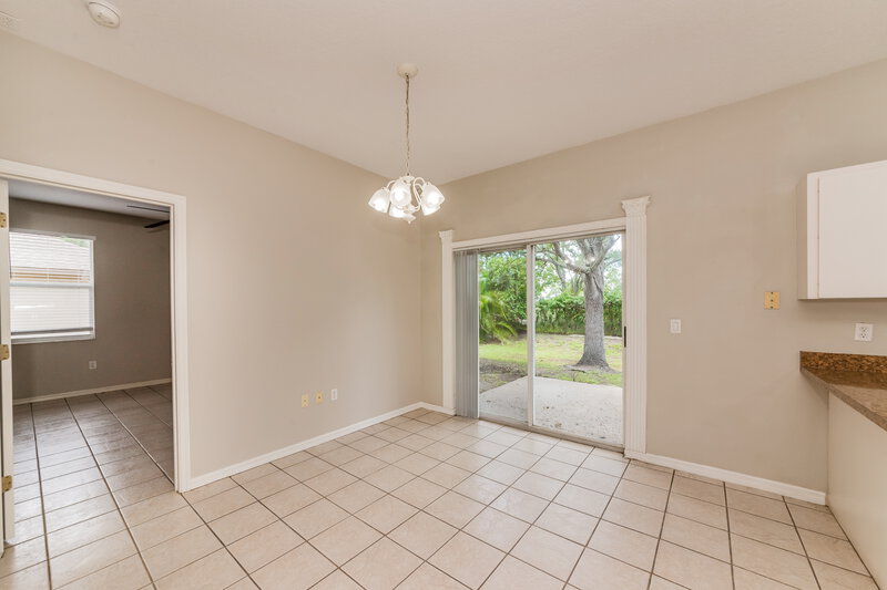 2,290/Mo, 2129 49th Ave E Bradenton, FL 34203 Dining Room View