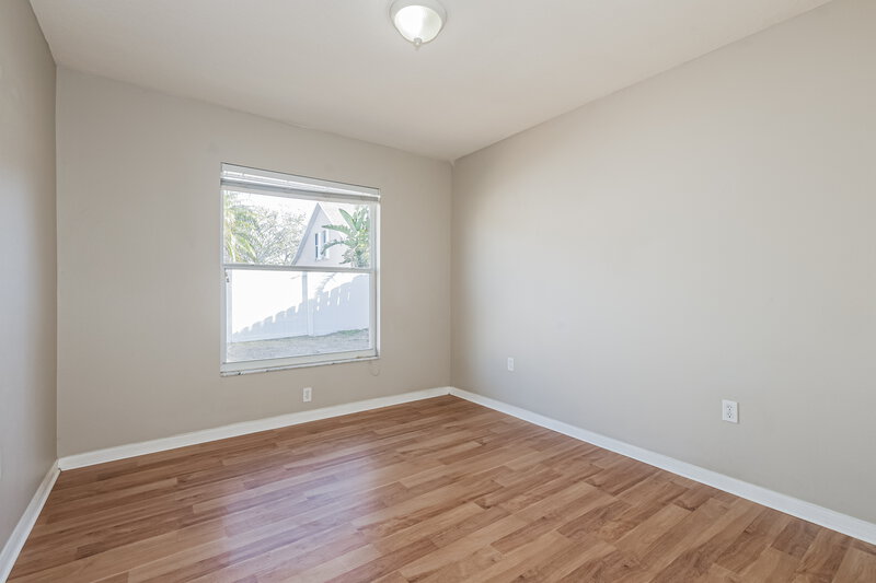 2,005/Mo, 4726 69th Ct E Palmetto, FL 34221 Bedroom View 2