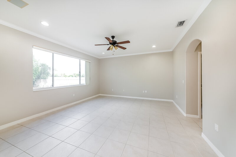 2,730/Mo, 6316 Laurel Creek Trl Ellenton, FL 34222 Living Room View