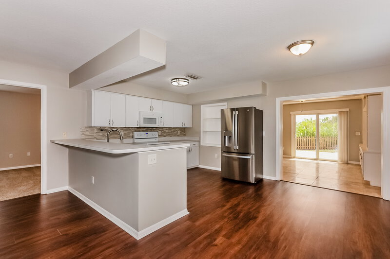 2,560/Mo, 5573 Colony Lake Ln Sarasota, FL 34233 Dining Room View