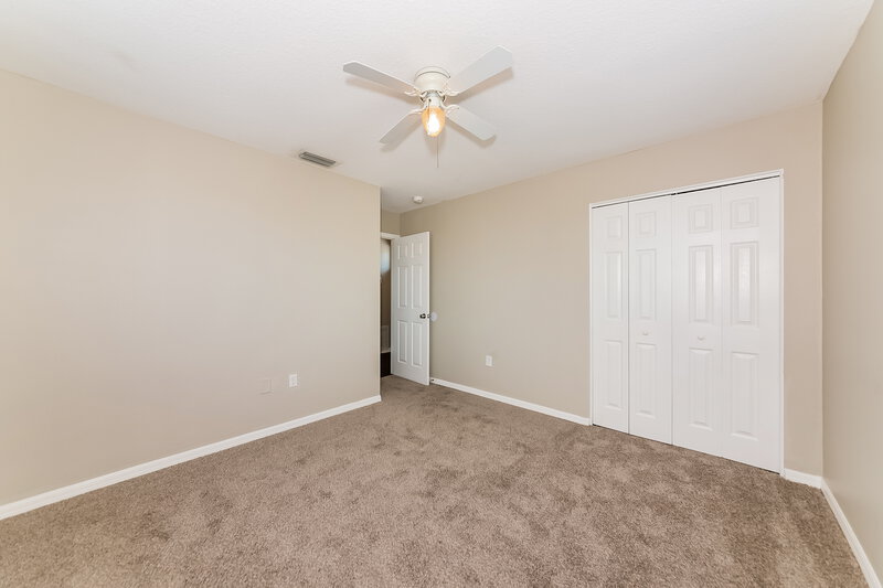 2,560/Mo, 5573 Colony Lake Ln Sarasota, FL 34233 Bedroom View 3