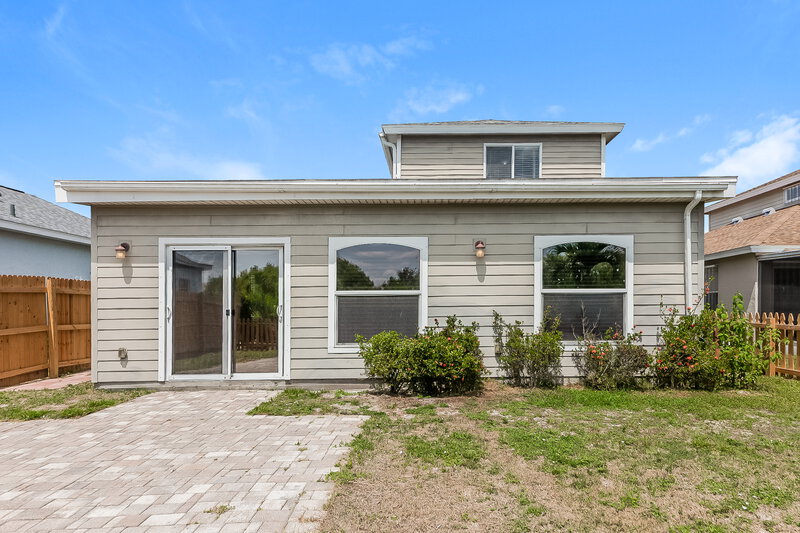 2,560/Mo, 5573 Colony Lake Ln Sarasota, FL 34233 Rear View