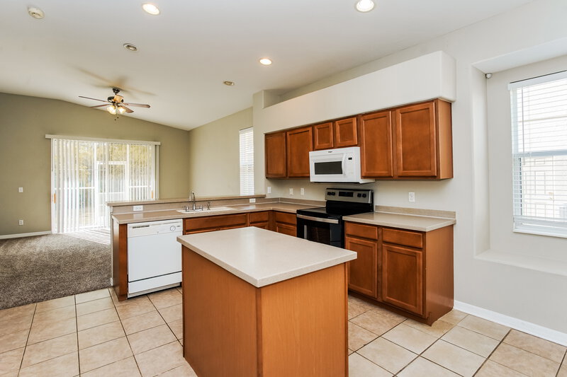 2,120/Mo, 3807 101st Ave E Parrish, FL 34219 Misc View 3