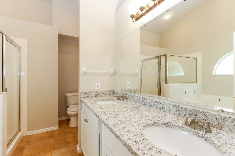 2,625/Mo, 17161 Coral Cay Ln Fort Myers, FL 33908 Bathroom View 2