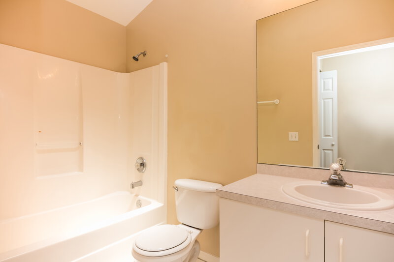 2,290/Mo, 27091 Lavinka St Bonita Springs, FL 34135 Bathroom View