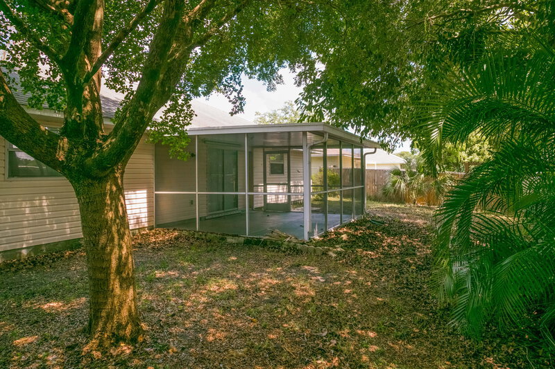 2,290/Mo, 27091 Lavinka St Bonita Springs, FL 34135 Rear View 3