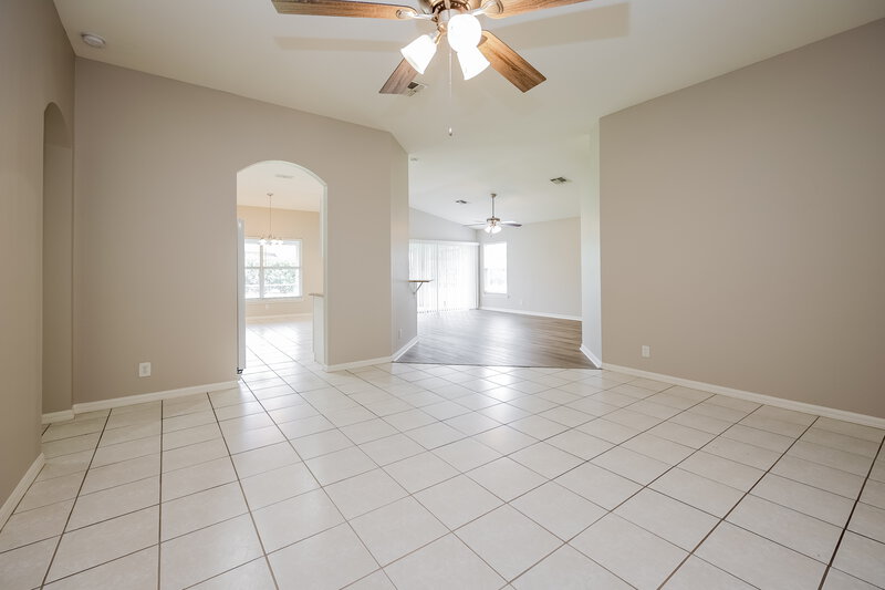 2,480/Mo, 9351 Middle Oak Dr Fort Myers, FL 33912 Dining Room View