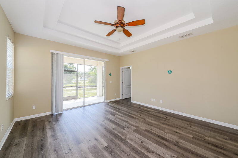 2,630/Mo, 6322 French Creek Ct Ellenton, FL 34222 Living Room View 2