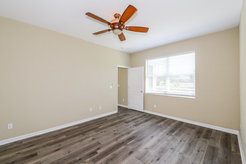 2,630/Mo, 6322 French Creek Ct Ellenton, FL 34222 Main Bedroom View 2