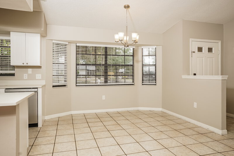 2,375/Mo, 5785 Colonial Oaks Blvd Sarasota, FL 34232 Dining Room View