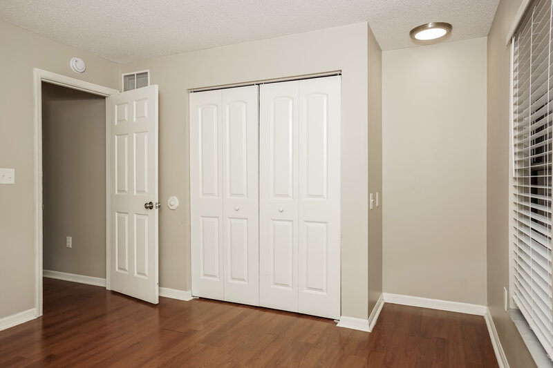 2,375/Mo, 5785 Colonial Oaks Blvd Sarasota, FL 34232 Bedroom View 2