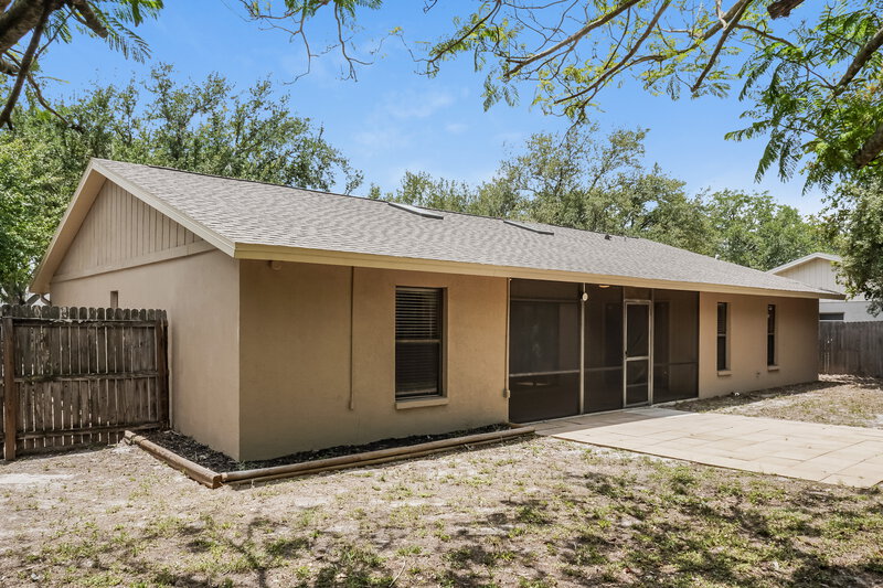 2,375/Mo, 5785 Colonial Oaks Blvd Sarasota, FL 34232 Rear View