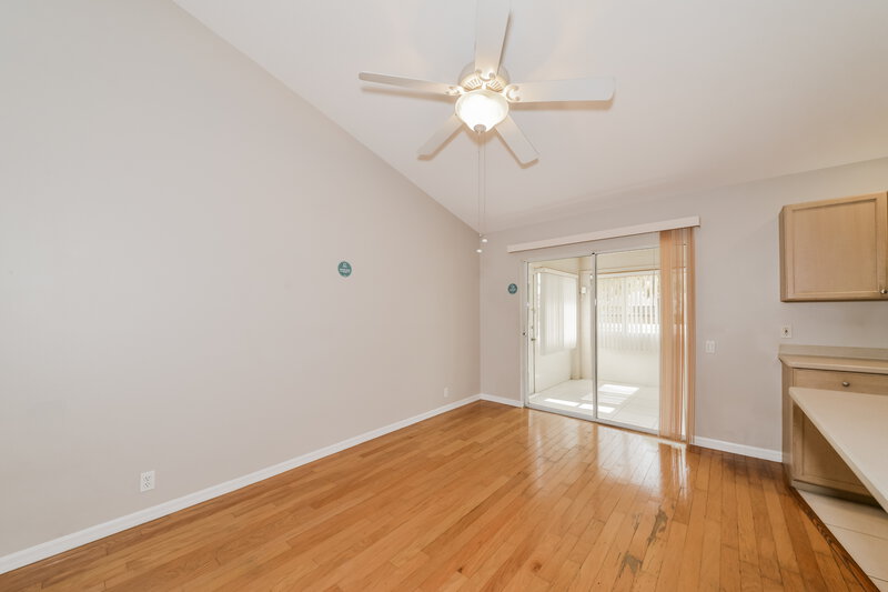 3,520/Mo, 7416 39th Ct E Sarasota, FL 34243 Dining Room View