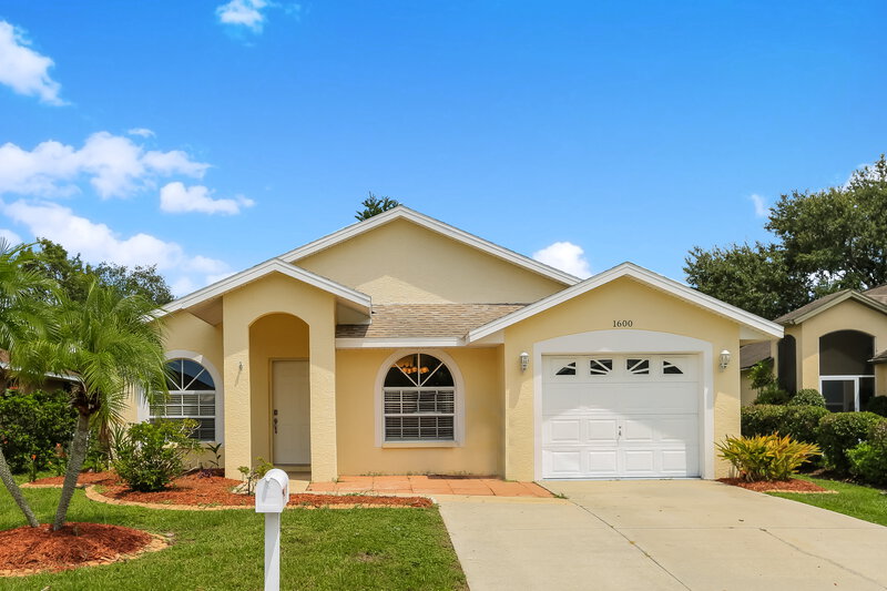 2,345/Mo, 1600 Fawnwood Cir Sarasota, FL 34232 External View