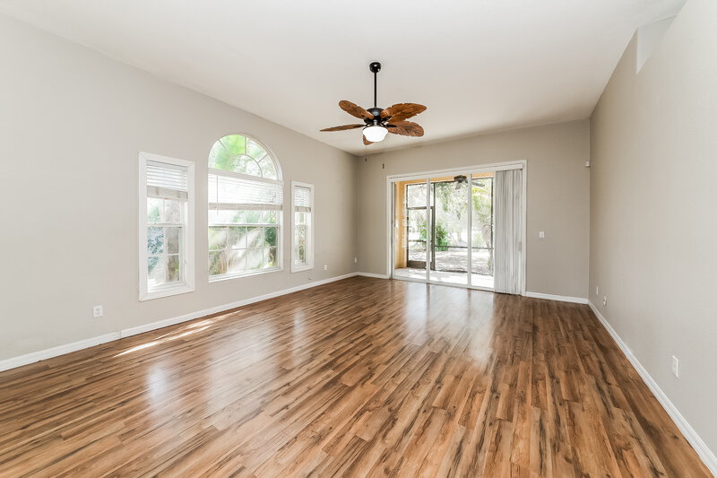 2,375/Mo, 6319 Laurel Creek Trl Ellenton, FL 34222 Living Room View