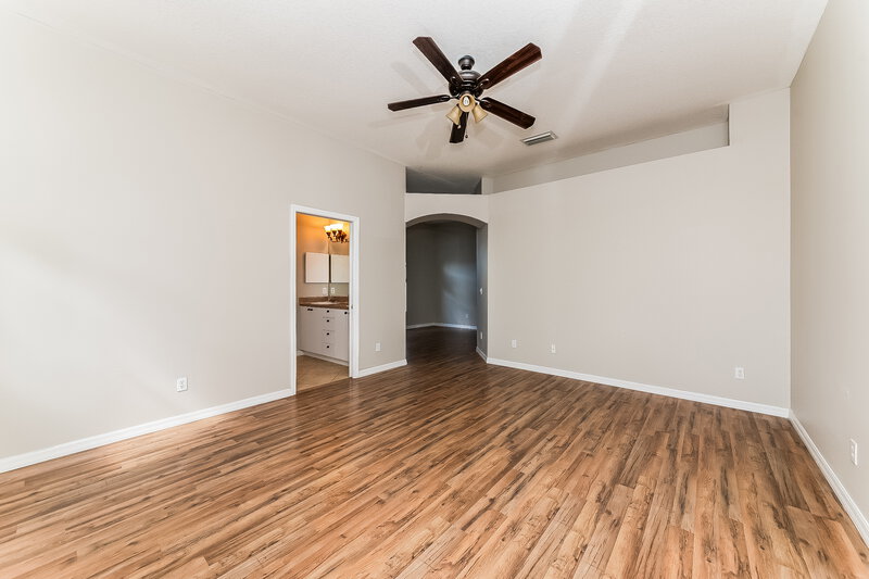 2,375/Mo, 6319 Laurel Creek Trl Ellenton, FL 34222 Main Bedroom View 3