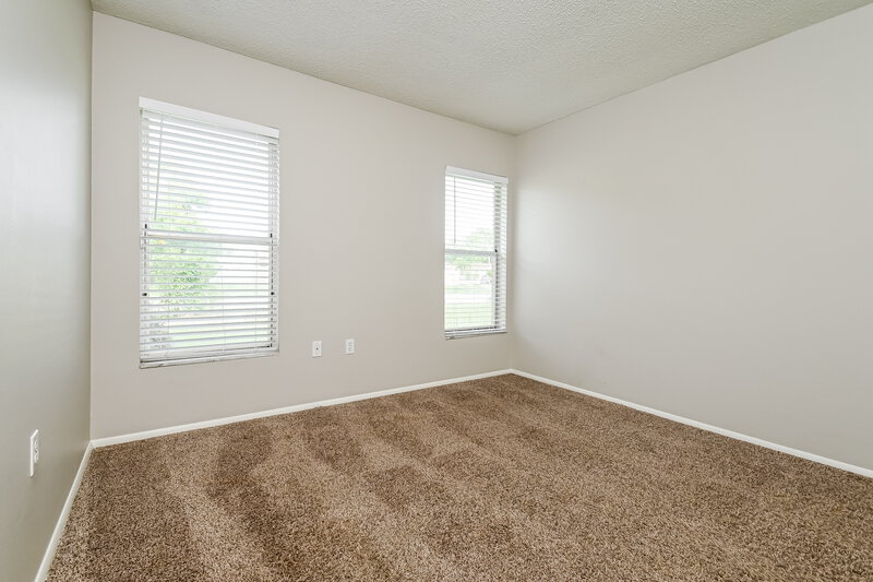2,045/Mo, 7317 Connecticut Ave Sarasota, FL 34243 Bedroom View 2