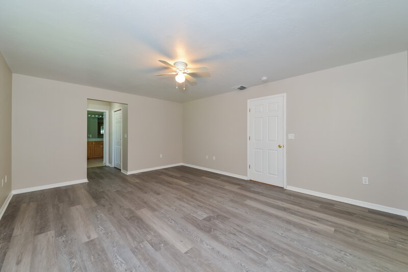 3,400/Mo, 811 133rd St E Bradenton, FL 34212 Main Bedroom View 2