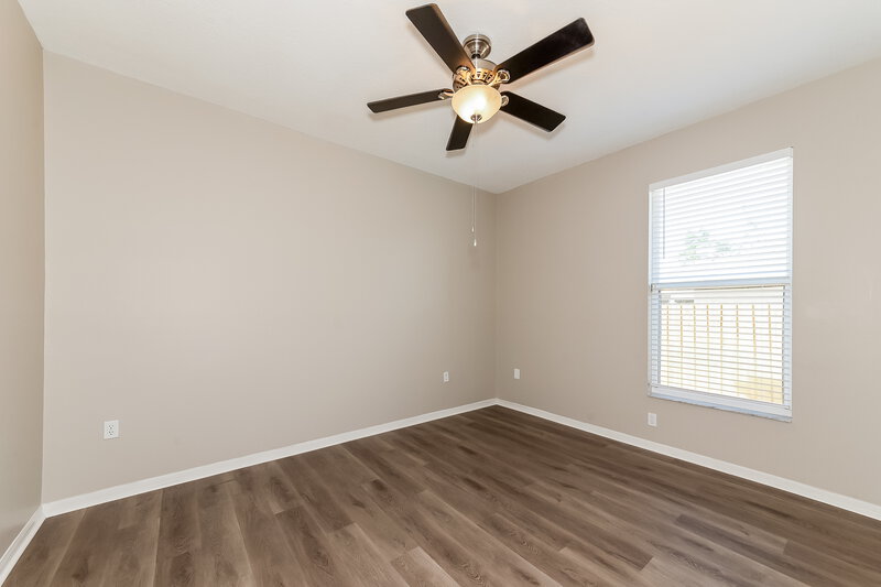 2,575/Mo, 4910 23rd St E Bradenton, FL 34203 Bedroom View 2