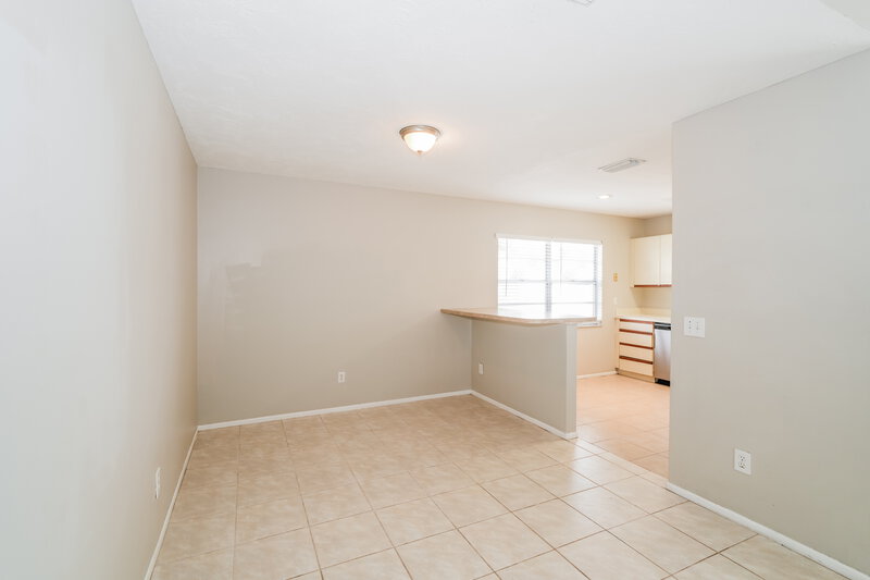 2,380/Mo, 5674 25th Street Cir E Bradenton, FL 34203 Dining Room View