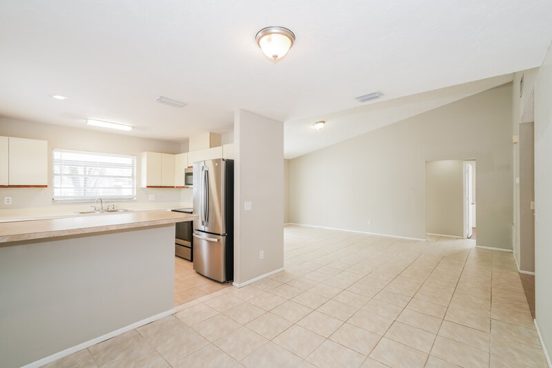 2,380/Mo, 5674 25th Street Cir E Bradenton, FL 34203 Dining Room View 2