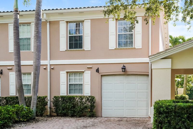 2,435/Mo, 5745 Cove Cir Naples, FL 34119 External View