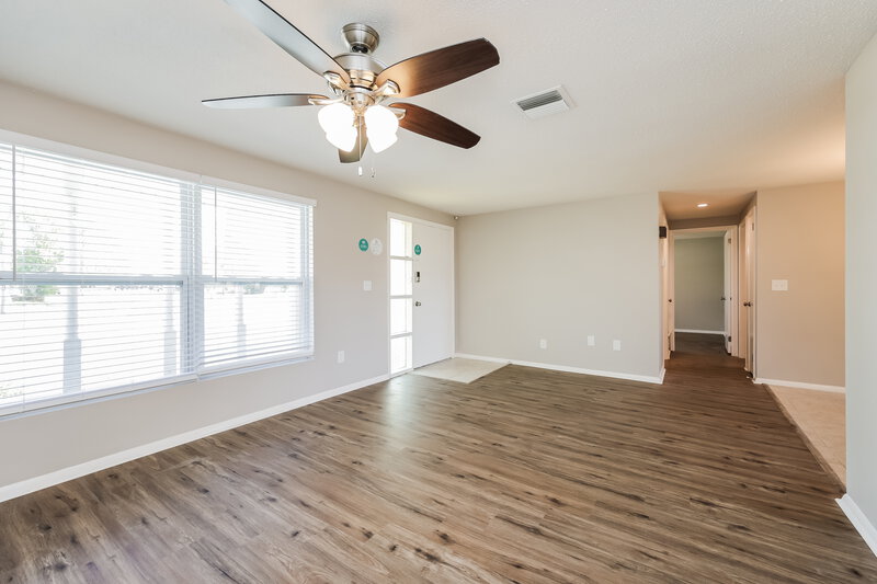 1,730/Mo, 8109 Coco Solo Ave North Port, FL 34287 Living Room View
