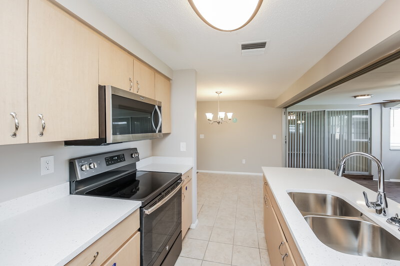 1,730/Mo, 8109 Coco Solo Ave North Port, FL 34287 Kitchen View