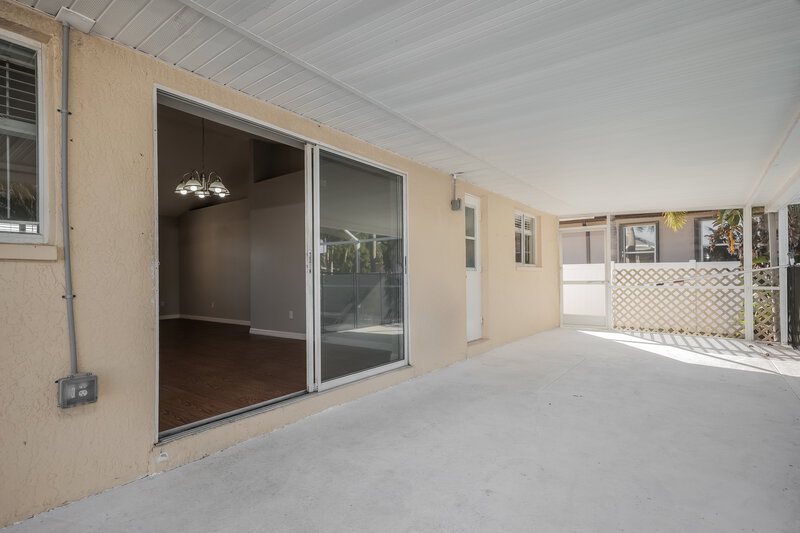 0/Mo, 3406 SW 14th Pl Cape Coral, FL 33914 Sun Room View