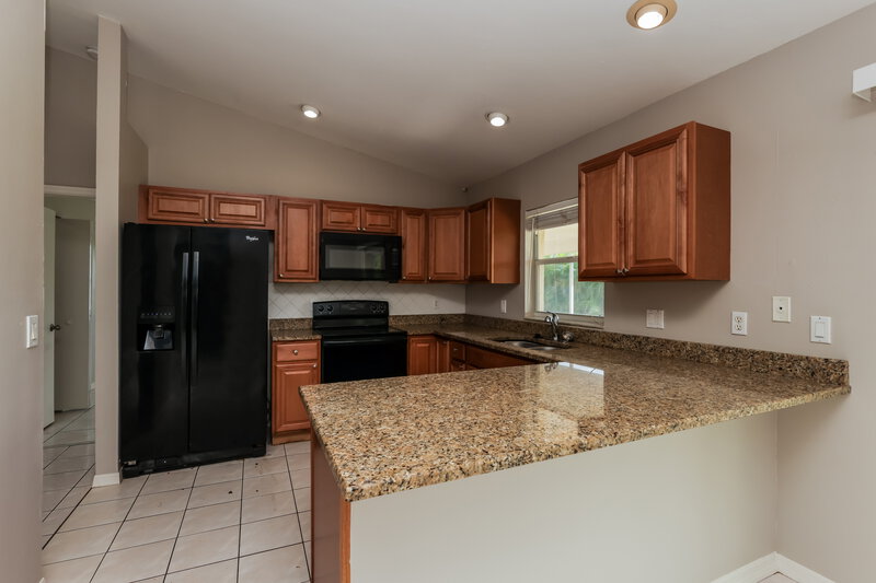 0/Mo, 3521 Santa Barbara Blvd Cape Coral, FL 33914 Kitchen View