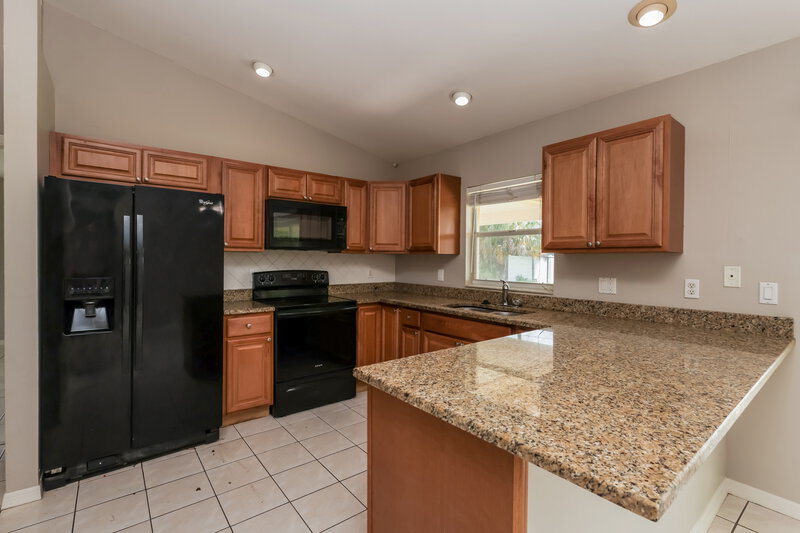 0/Mo, 3521 Santa Barbara Blvd Cape Coral, FL 33914 Kitchen View 3