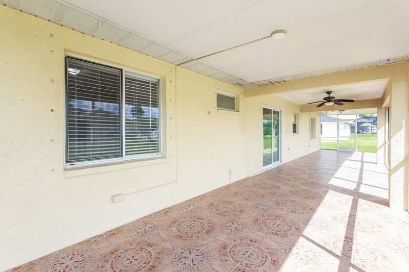 0/Mo, 3521 Santa Barbara Blvd Cape Coral, FL 33914 Sun Room View